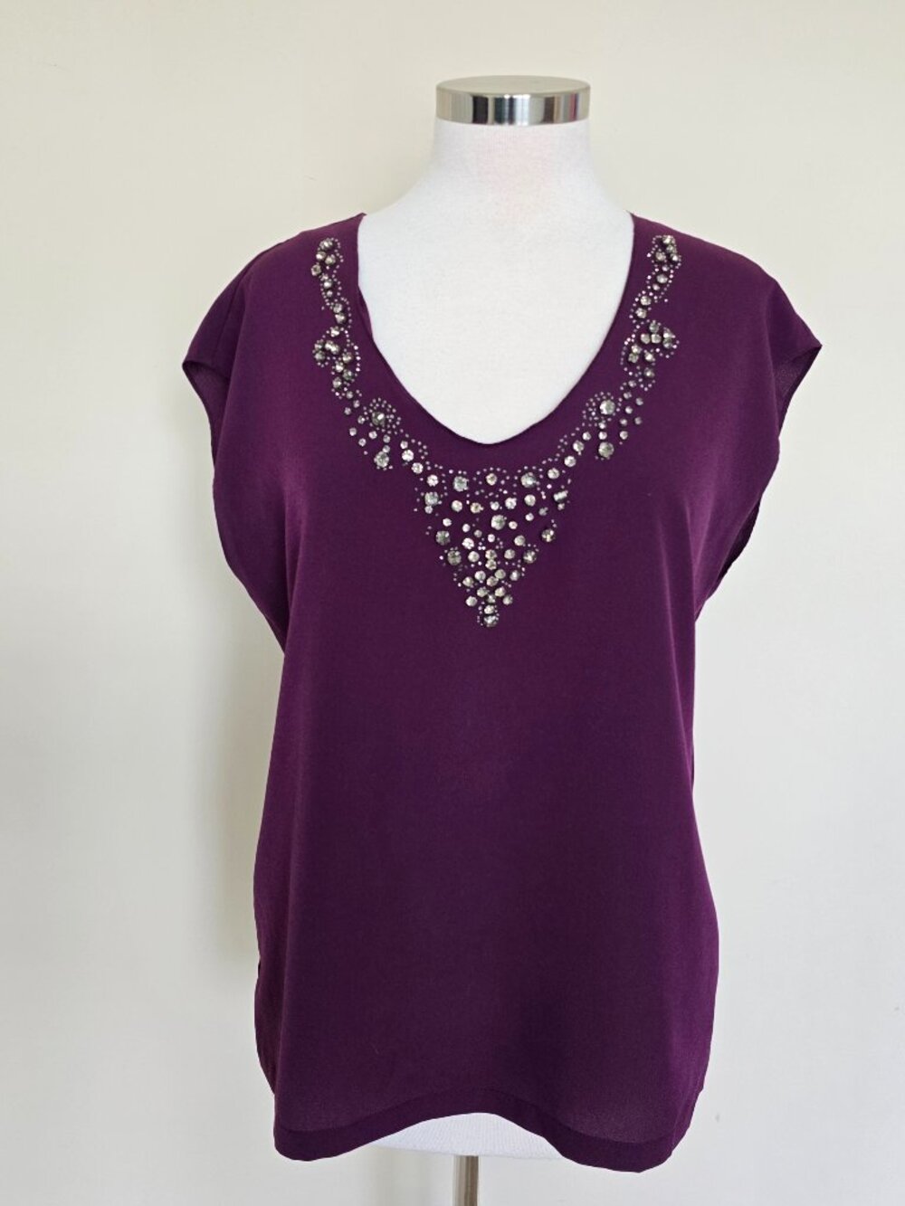 Saint Tropez West Eggplant Purple Rhinestones V-Neck Shirt Blouse Top NWOT New